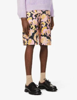 Gucci Floral-print Relaxed-fit Linen Shorts 7 Gucci Floral-print Relaxed-fit Linen Shorts -Outlet Daily Tops Store R03817506 BLACKROSEBEIGE ALT02
