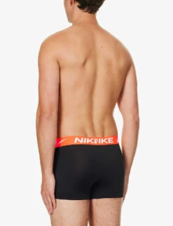Nike Branded-waistband Pack Of Three Stretch Recycled-polyester-blend Trunks -Outlet Daily Tops Store R04140820 BLKBLUEGREYORANGE ALT02