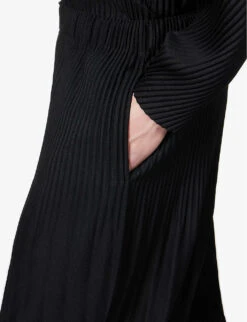 Dropped-crotch Pleated Relaxed-fit Knitted Trousers 9 Dropped-crotch Pleated Relaxed-fit Knitted Trousers -Outlet Daily Tops Store R04163799 BLACK ALT04