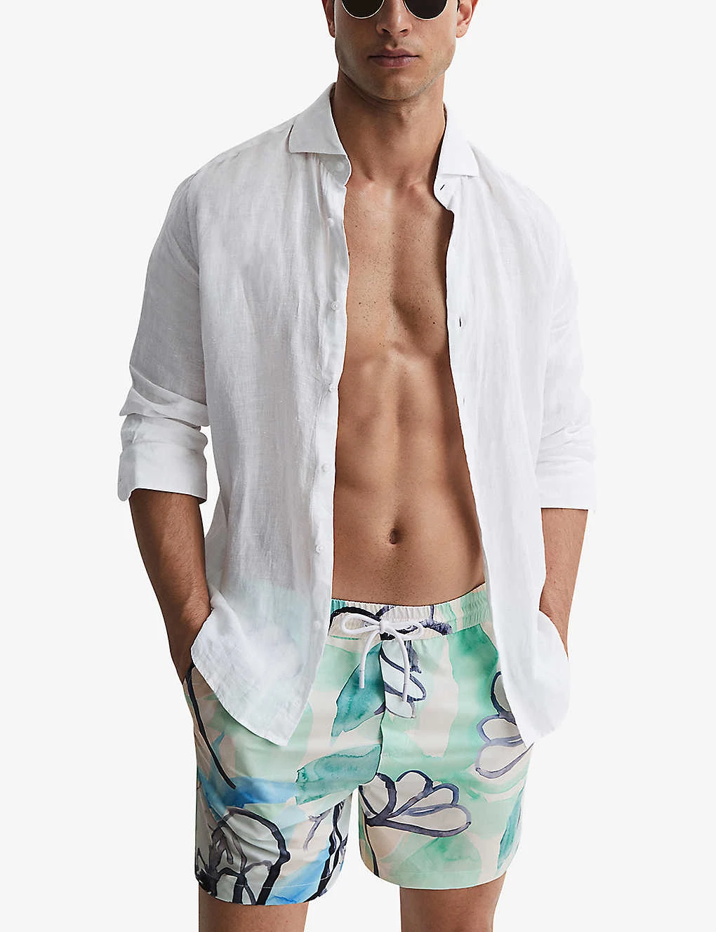 Reiss Pacific Graphic-print Drawstring Stretch Recycled-polyester Swim Shorts 3 Reiss Pacific Graphic-print Drawstring Stretch Recycled-polyester Swim Shorts - Image 3