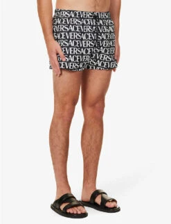 Versace Brand-typography Slip-pocket Regular-fit Swim Shorts -Outlet Daily Tops Store R04188866 GOLDPRINT ALT02