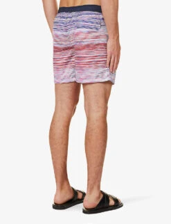Missoni Stripe-pattern Brand-patch Swim Shorts -Outlet Daily Tops Store R04200690 REDVIOLETBLUE ALT03